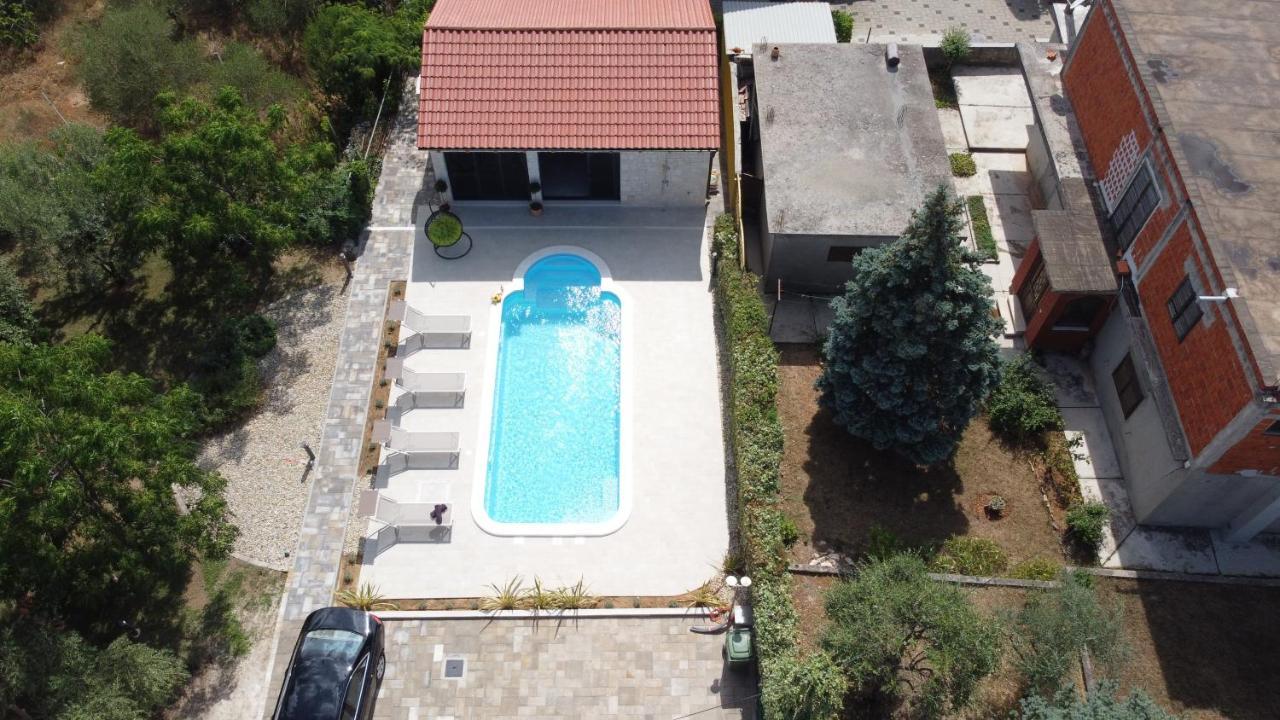Villa Lux Nina With Six Bedrooms, Private Pool, Sauna Zadar Eksteriør bilde