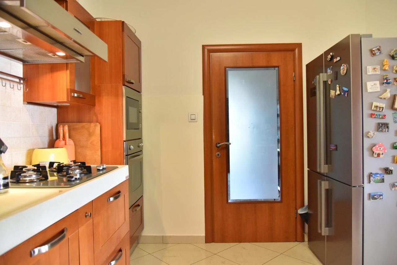 Villa Lux Nina With Six Bedrooms, Private Pool, Sauna Zadar Eksteriør bilde