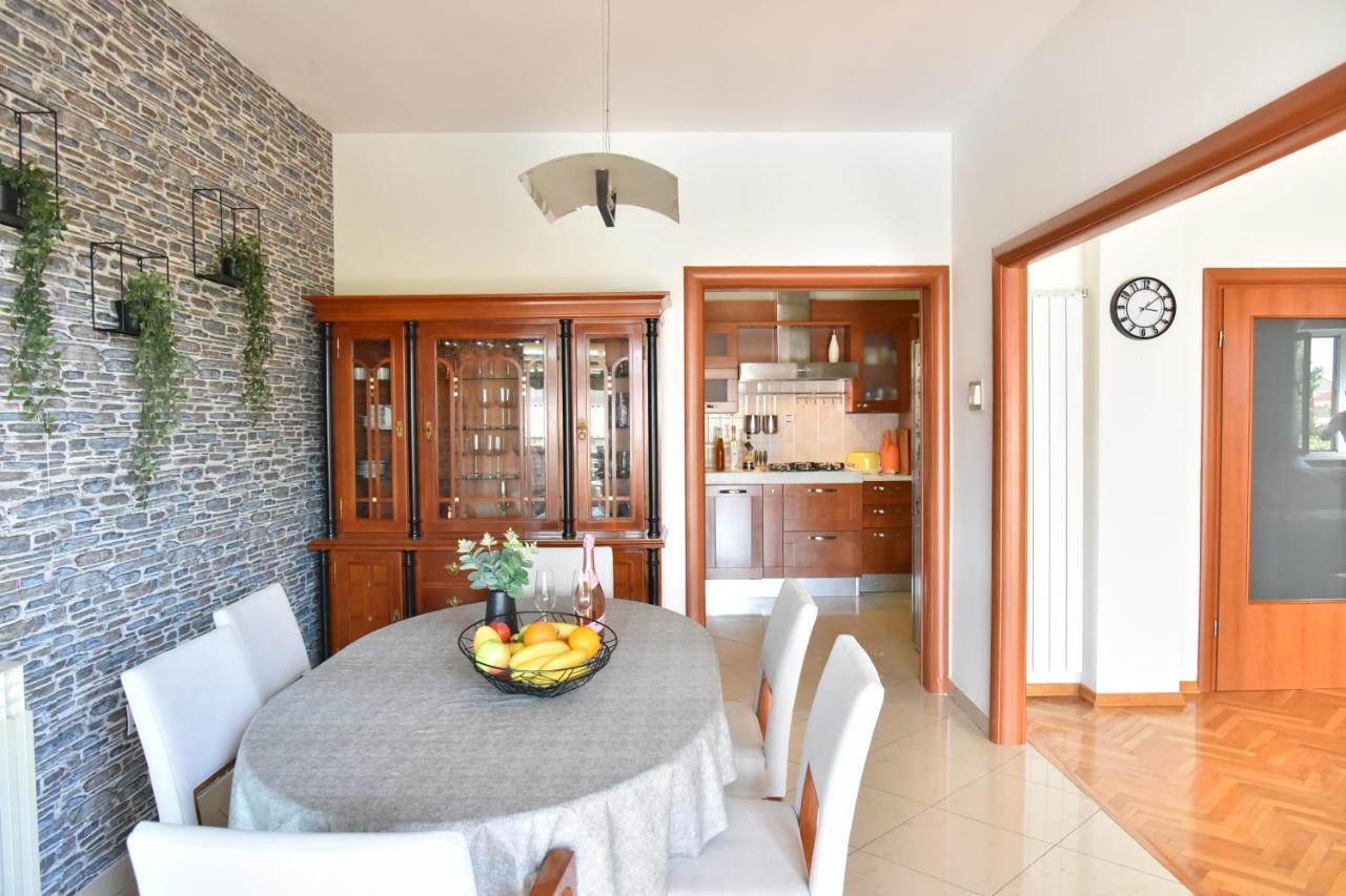 Villa Lux Nina With Six Bedrooms, Private Pool, Sauna Zadar Eksteriør bilde